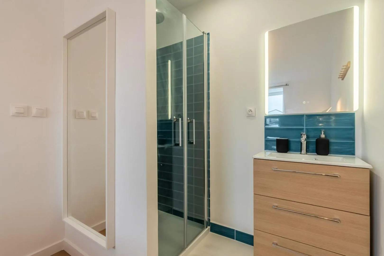 Apartment Appartement Deux Chambres Sur La Place Sebastopol Lille